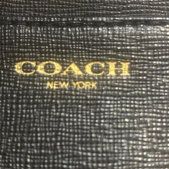 Coach zippered thin profile medium sized wristlet - Picture 13 of 14